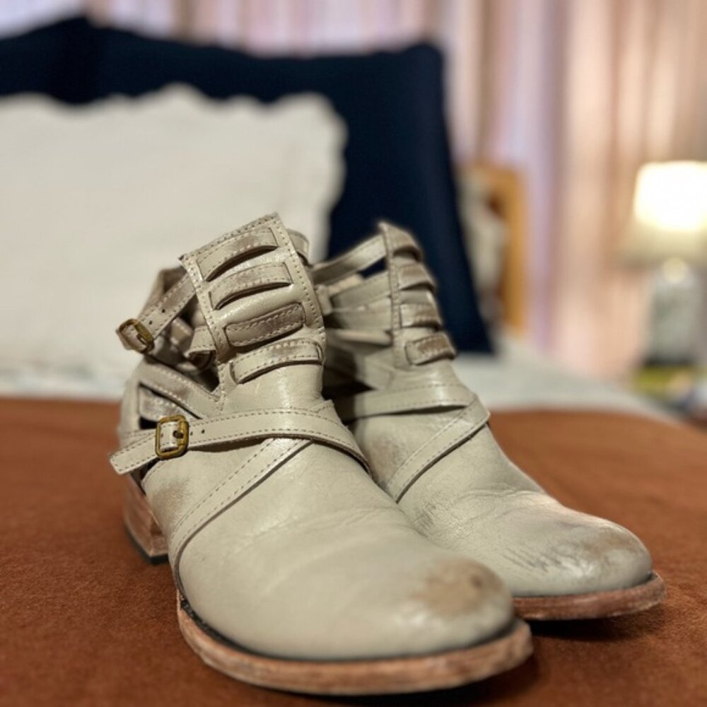 Freebird by Steven Stair Booties in Ice
